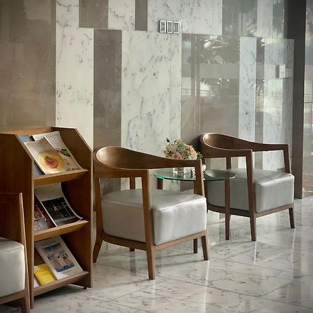 Avora Hotel Дананг Экстерьер фото