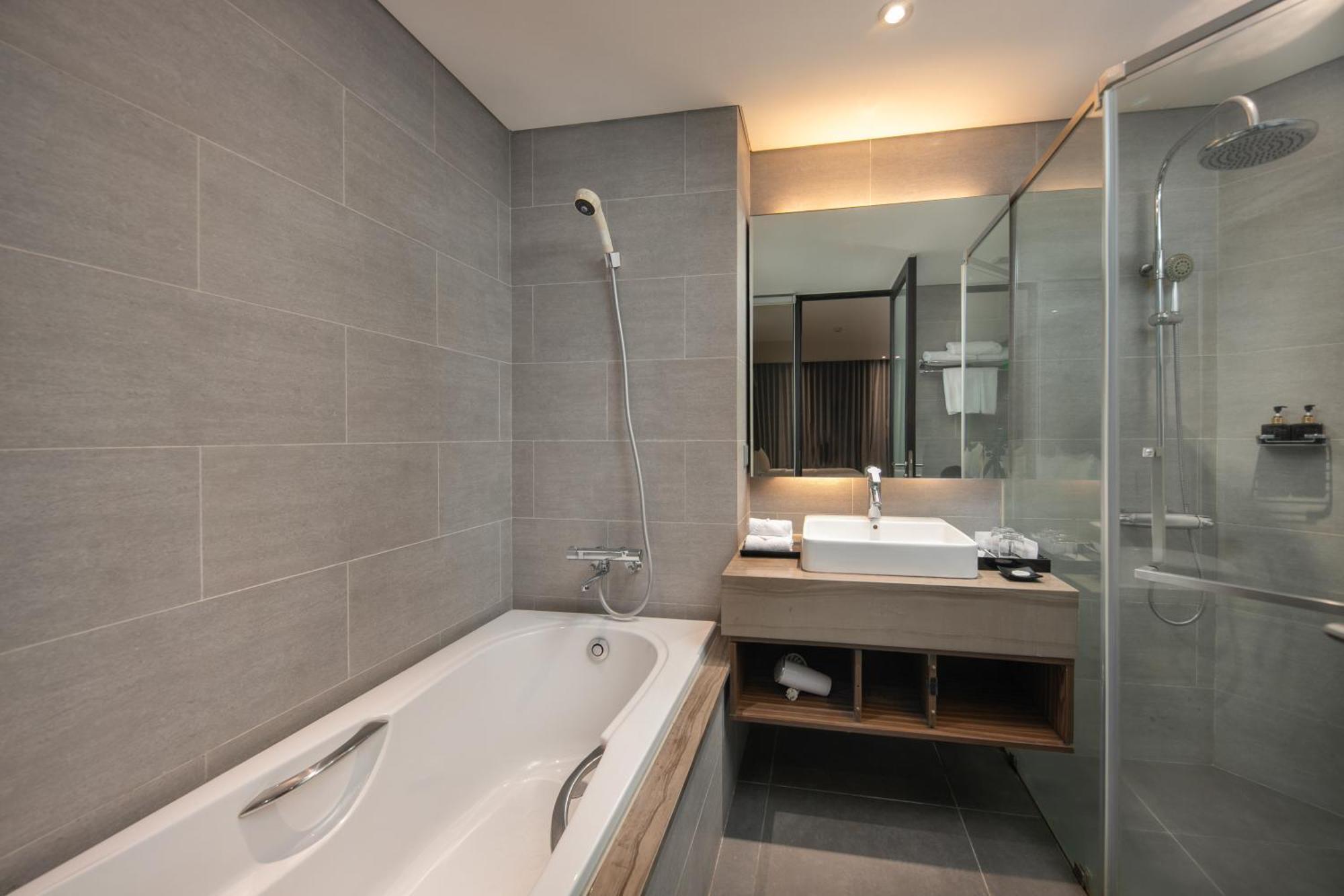 Avora Hotel Дананг Экстерьер фото